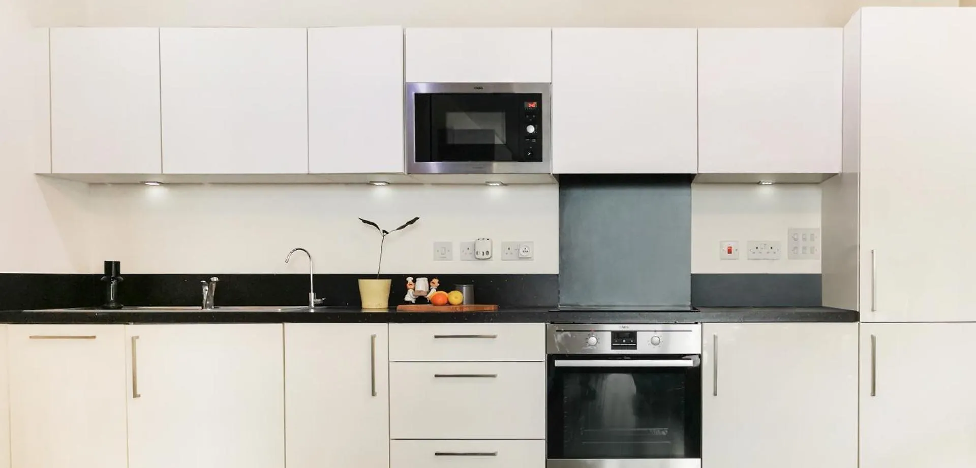 Excel Centre 2 Bedroom Flat In East London Apartment