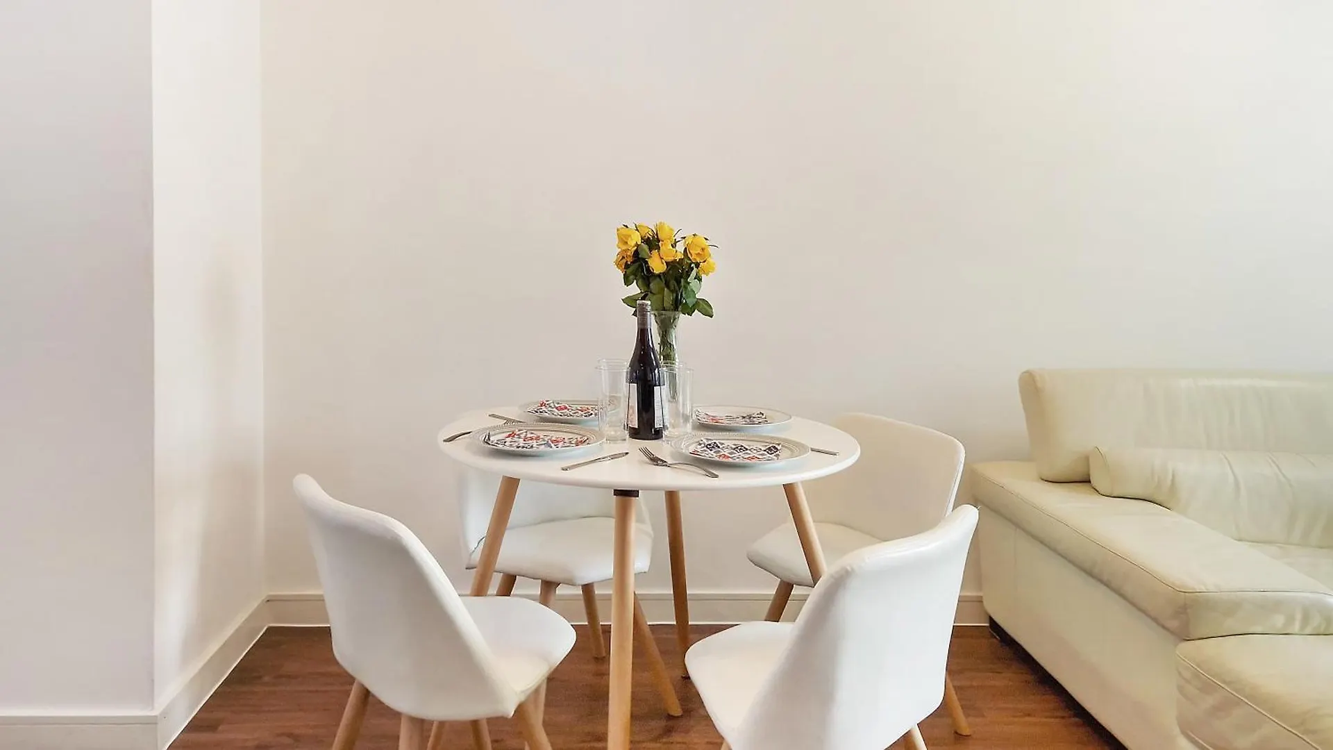 Excel Centre 2 Bedroom Flat In East London 0*,
